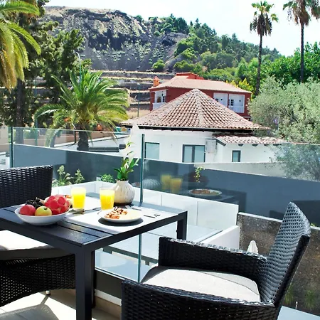 Modern Oasis - Pool, Gym & Tennis Apartamento *