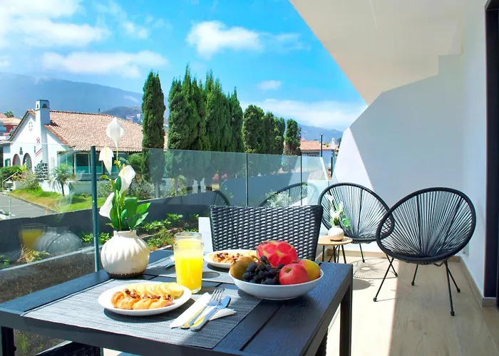 Appartement Modern Oasis - Pool, Gym & Tennis