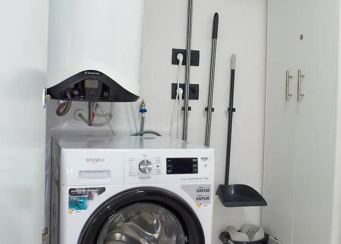 Modern Oasis - Pool, Gym & Tennis