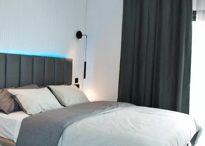 Apartmán Modern Oasis - Pool, Gym & Tennis *